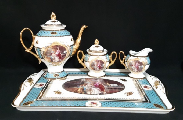 Antigo conjunto para chá em porcelana oriental policrom