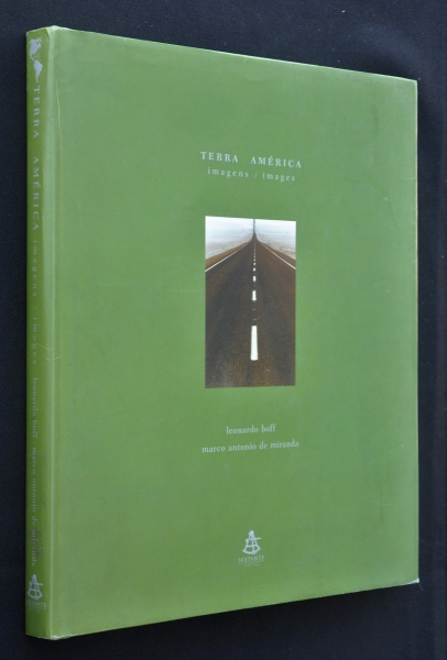 Livro O lugar onde a terra descansa, com texto de Airto