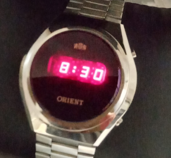 ORIENT, JAPONÊS, QUARTZ, AÇO, CALENDÁRIO, MODELO DIGITA
