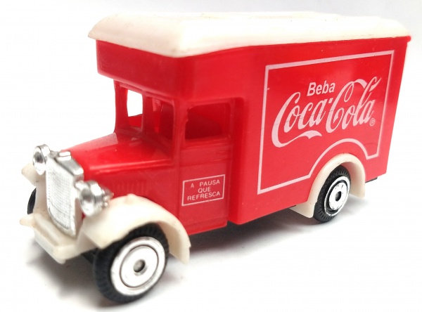 Brinquedos Raros - Coleção completa de 5 Caminhões antigos de Entrega  Brinde Coca Cola Década de 1980