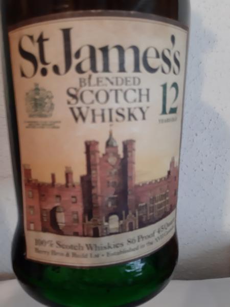 Whisky St. James 12 Years.