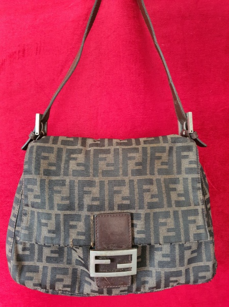 vintage red fendi bolsa