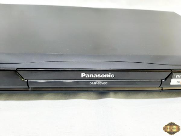 Aparelho para Blu-ray da Panasonic, modelo DMP-BD605. 1