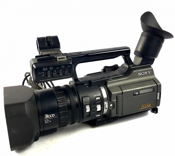 SONY ソニー miniDV ビデオカメラ DSR-PD170 動作未確認 Filmadora Sony DSR-PD170 , apresenta compartimento da fita mini