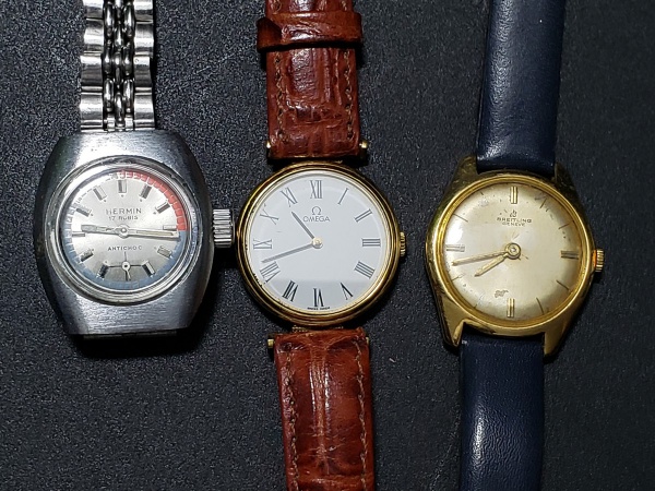 Lote com relógios: Hermin 17 Rubis Antichoc, Omega e