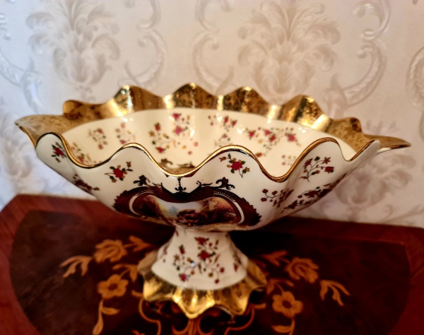 Conjunto de chá porcelana nobre, pintado de ouro, porcelana