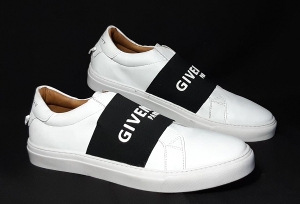 GIVENCHY PARIS Tênis cano baixo com estampa de logo branco