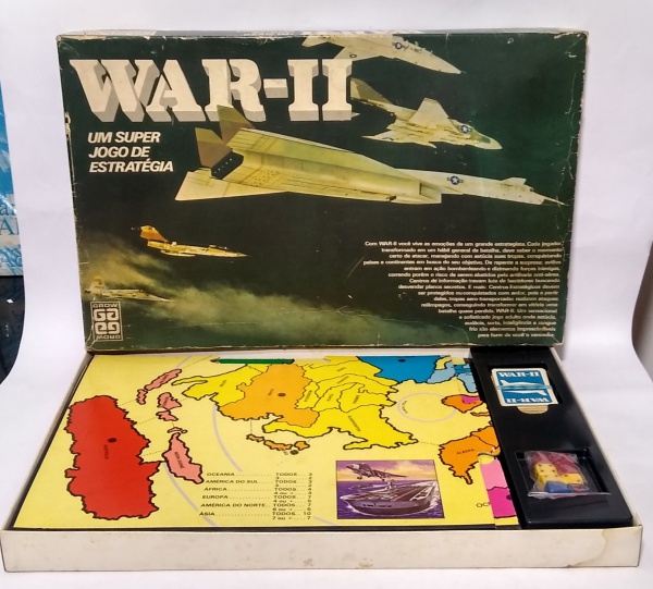 Brinquedos Raros - Jogo War II tabuleiro de encaixe Década de 1980