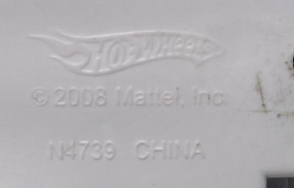 Pista de corrida Hot Wheels, Mattel 2008, Tubarão. Medidas fechada 36 x 23cm
