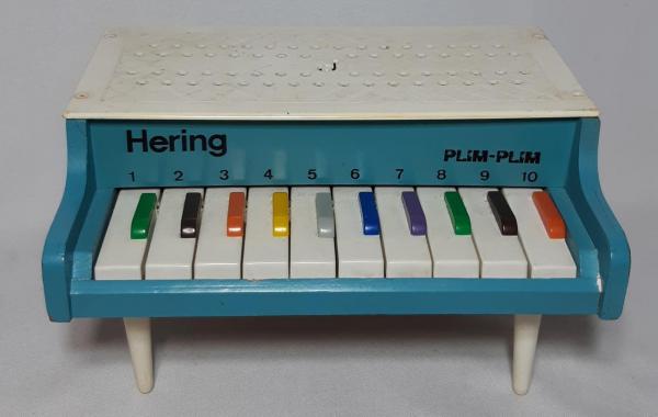 Teclado Piano antigo Hering, infantil, bom estado, Não