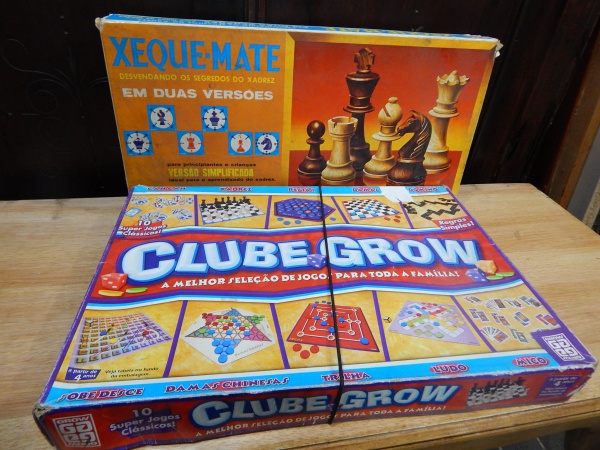 Brinquedo Box 7 Jogos Clássicos jogo do mico dominó dama ludo sobe