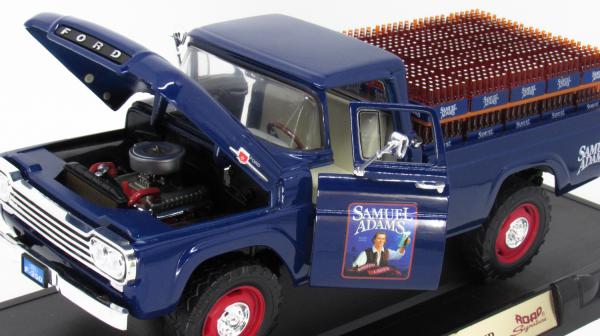 Miniatura Ford Pick Up 1959 F-250 - Escala 1:18 - Road