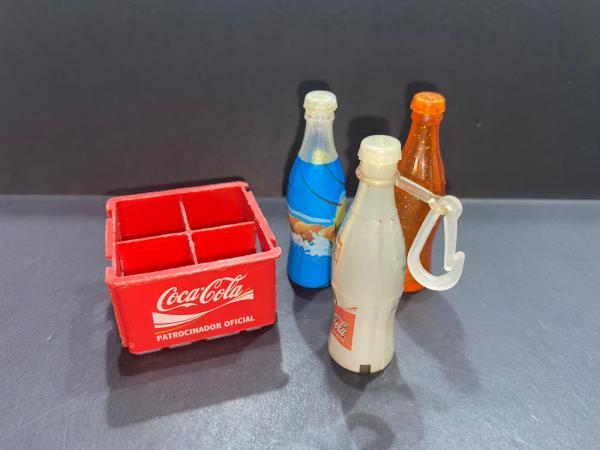 Promocional Gelo-Cósmicos da Coca-Cola. São 29 bonecos