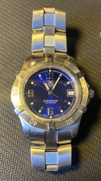 Rel gio TAG HEUER PROFESSIONAL SWISS MADE SINCE 1860 WATER