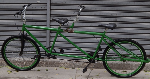 Bicicleta dupla usada Clearance