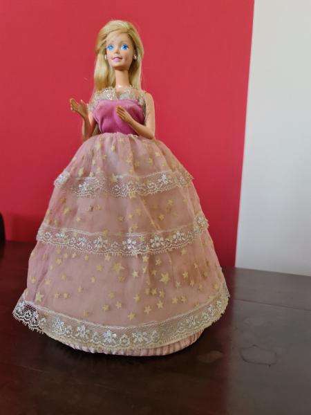 Lote de Roupa e Sapatos da Barbie Antiga., Produto Vintage e Retro Barbie  Usado 62873609