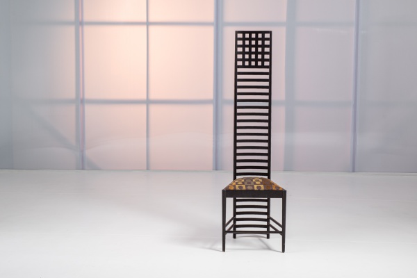 Mackintosh, Charles Rennie - Cadeira Hill House executada em