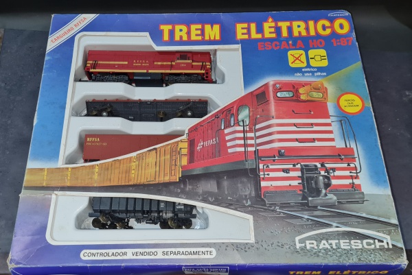 Trem De Brinquedo Antigo