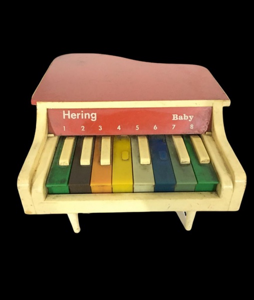 Antigo Piano Infantil Hering