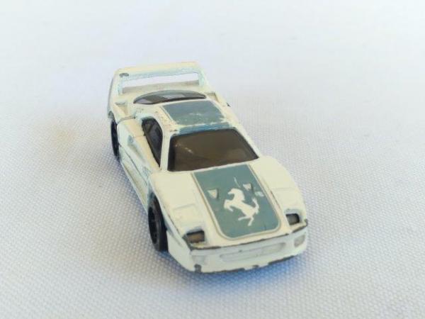 Hot Wheels 60 Anos Ferrari Racer F40