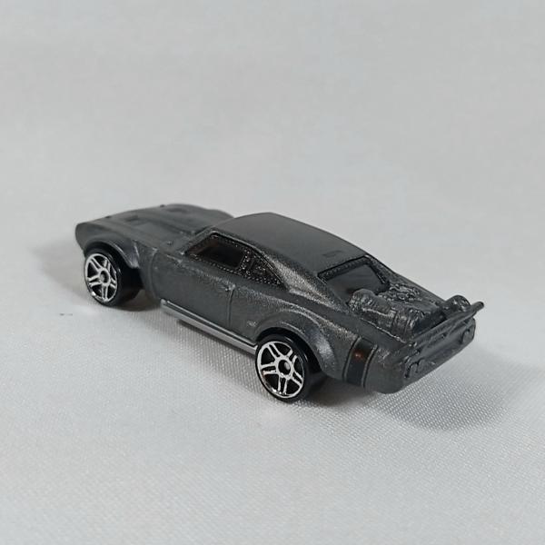 Hot Wheels Velozes e Furiosos Dom Ice Charger