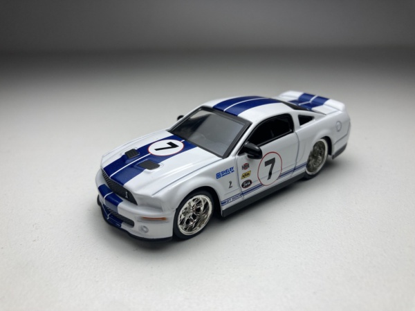 2007 Ford Mustang Shelby GT500 Branco/Azul Jada Toys na