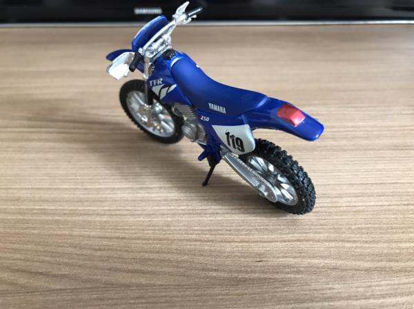 Miniatura Moto Yamaha Ttr 250 Trilha Motocross 1/18