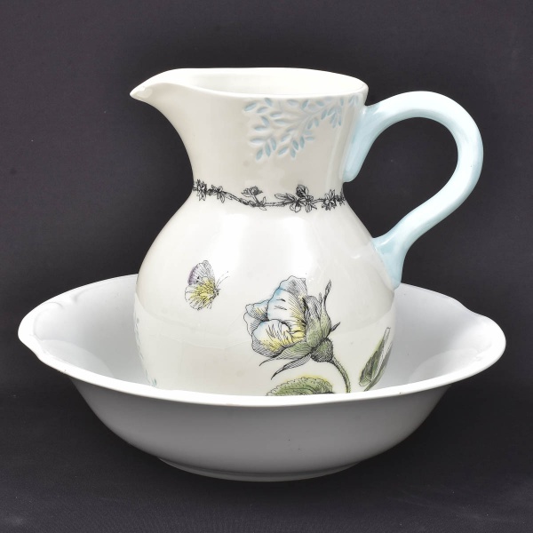 EDIE ROSE HOME BLOOM COLLECTION. Jarro e bacia em por