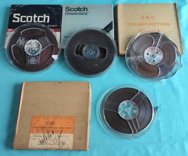 Lote com 3 rolos de filmes SCOTCH Dynarange - 3M. ATENÇ