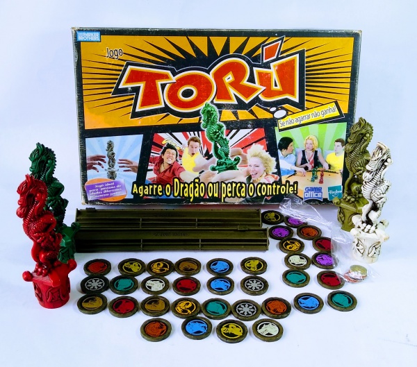 Antigo jogo - TORÚ da Hasbro, agarre o Dragão ou perca o controle