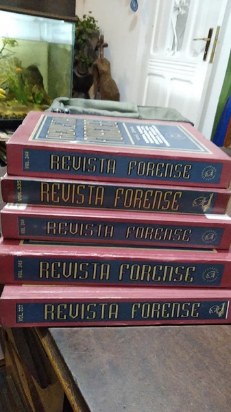 LOTE 15 LIVROS DIREITO LEX CAPA DURA VERMELHOS ÓTIMO ES