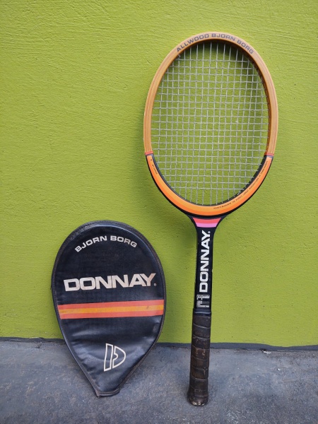 Raquete de Tênis feita em Madeira modelo Donnay - Allwood Bjorn