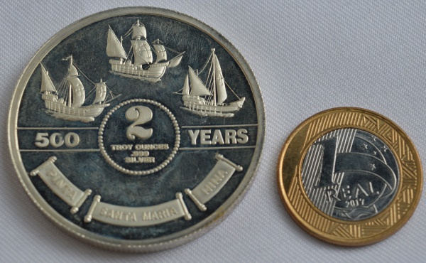 Linda medalha de prata .999 (64 gr.) comemorativa, 500 Anos do