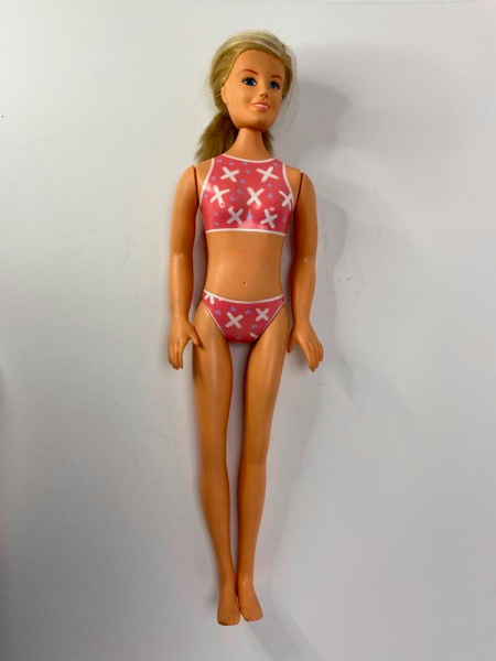 Jogo Antigo Da Barbie Estrela Anos 80/90 Alguns Itens
