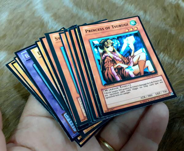 how many cards can you have in your hand yugioh 500 Assorted Yugioh Cards Including Rare, Ultra Rare and Holographic Cards  : Toys & Games main image 1