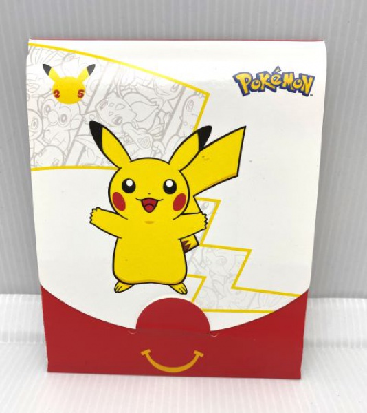 Cartas do McLanche Feliz comemorativo de Pokémon são vendidas no