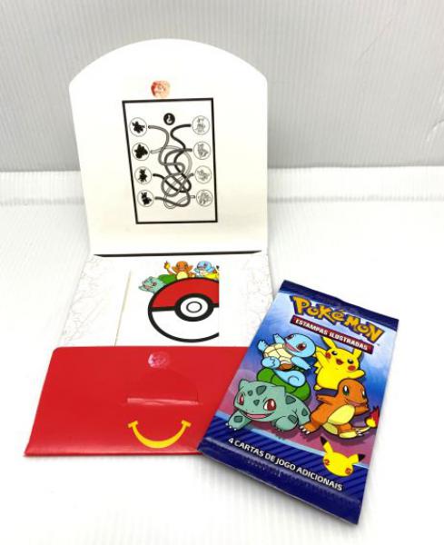 Cartas do McLanche Feliz comemorativo de Pokémon são vendidas no