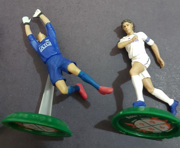 Miniatura Ft Champs The Game Lote com 6 bonecos sendo /