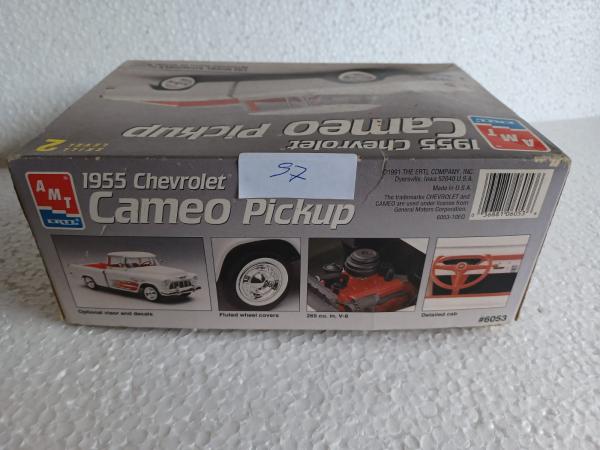 Kit Plastimodelismo 1:25. AMT/ERTL. 1955 Chevrolet CAM