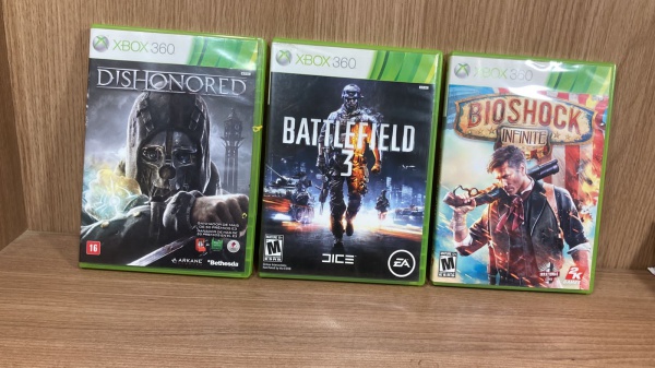 lote com 3 jogos de XBOX 360 - ( BATTLEFIED3-BIOSHOCK-DISHONORED. Sem teste