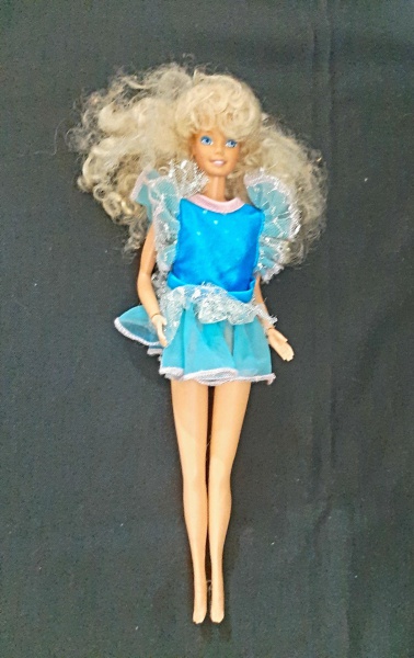 BONECA BARBIE ANTIGA SEM ROUPAS.