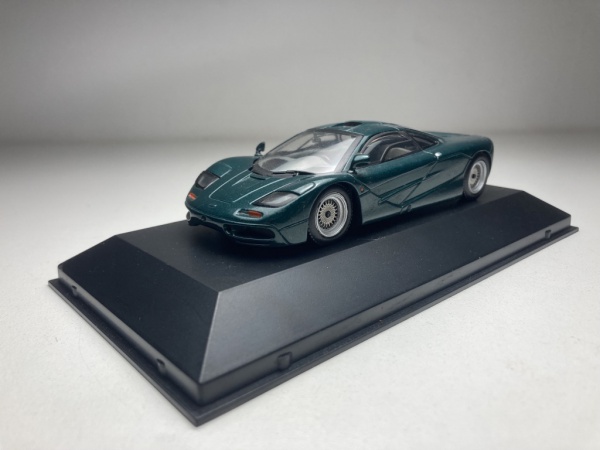 Ferrari 599 GTO Vermelha Hot Wheels Escala 1/43 miniatu