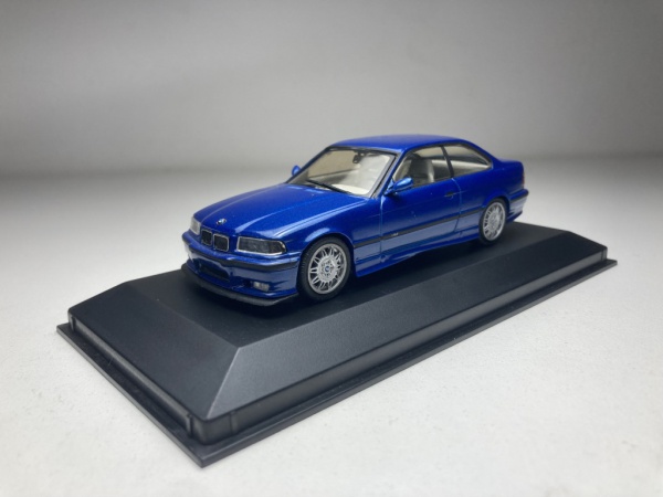 BMW M3 E36 Coupe Azul Minichamps Escala 1/43 miniatura