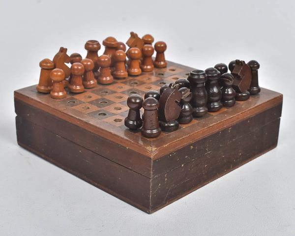 Caixa Tabuleiro de Xadrez de Madeiras Nobres - Wooden Chessboard