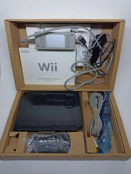 Nintendo Wii Usado com Caixa Manuais E Controle