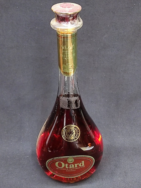 未開封！！COGNAC Otard ブランデー オタール (Otard) コニャック 700ml 箱付 未開封｜トレファクONLINE
