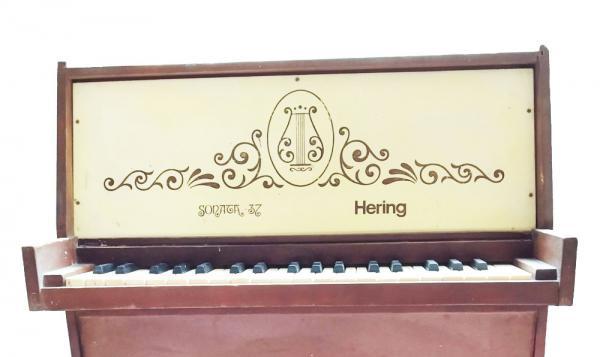 Antigo Piano Infantil Hering