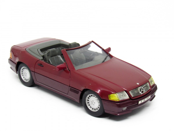 Miniatura Mercedes-Benz 500 SL (1989) escala 1/18 marca