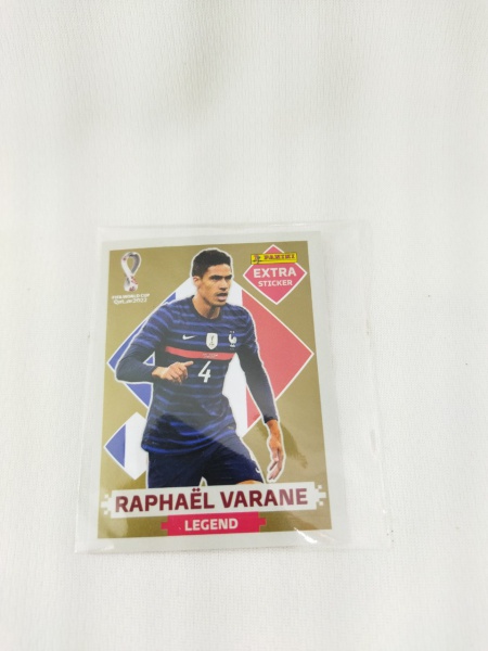 AS 4 LEGENDS RAPHAEL VARANE (França) - AS 4 FIGURINHAS EXTRA LEGENDS - OURO