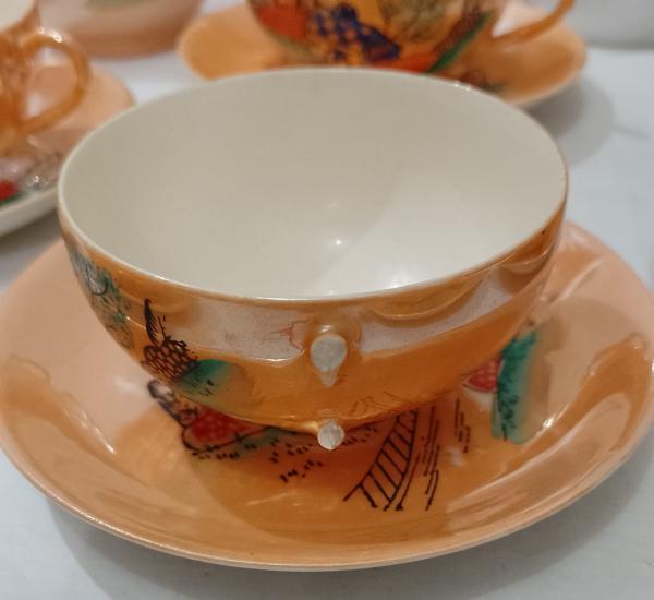 Antigo conjunto japonês para café em finíssima porcelan